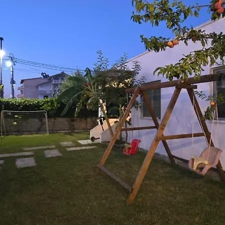 Garden Oasis *