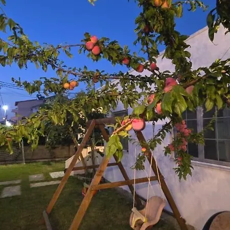Prázdninový dům Garden Oasis Durrës