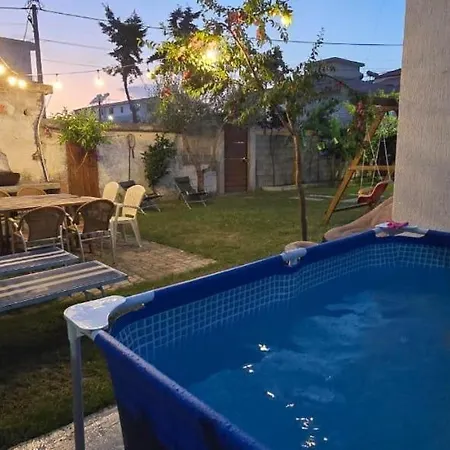 Garden Oasis *
