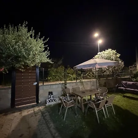 Garden Oasis *